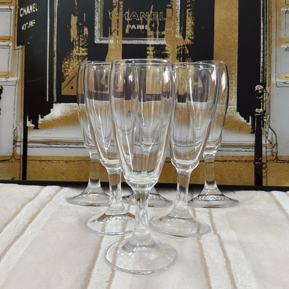 Elegance Clear Glass Short Stemmed Champagne Wine Flutes set of 6